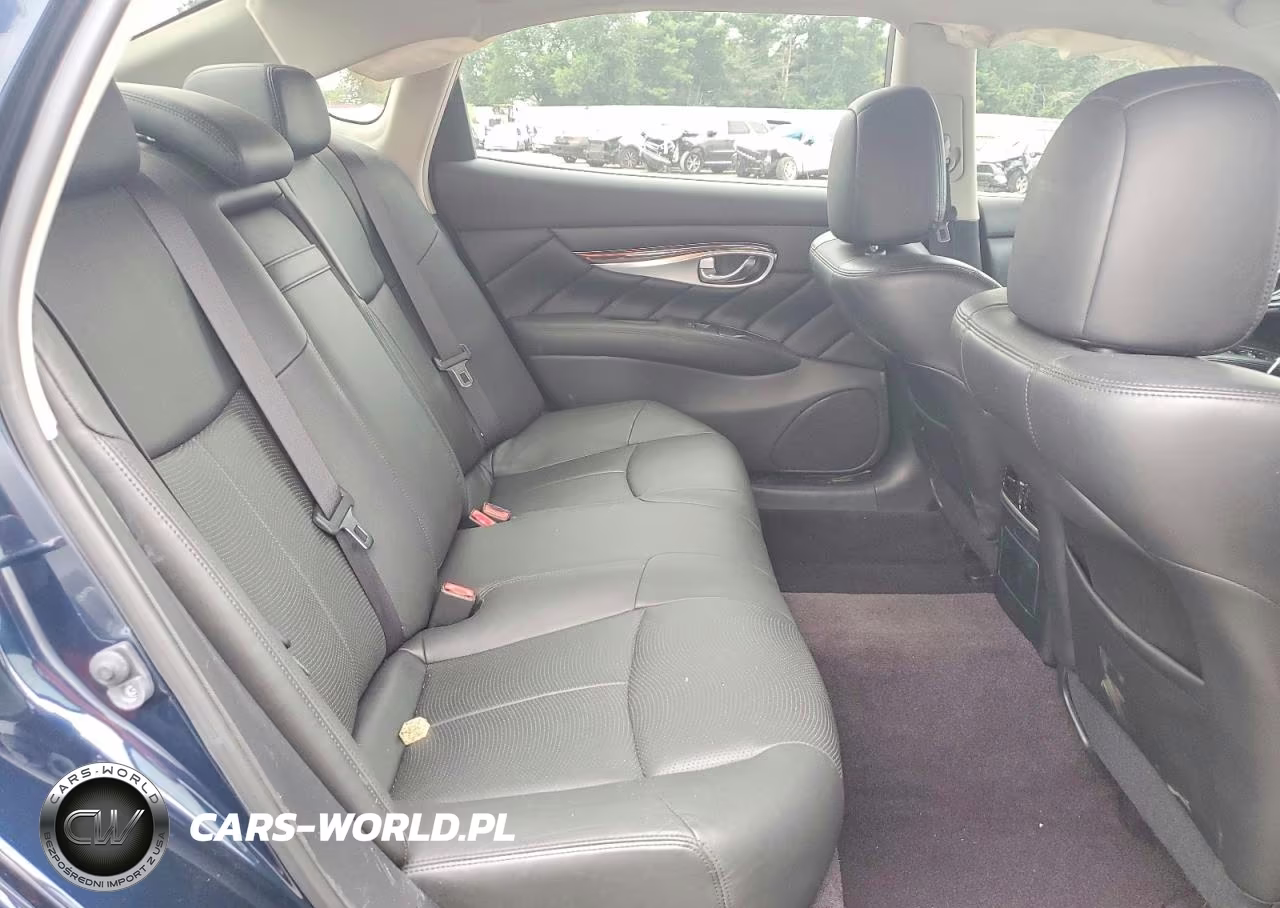 2019 Infiniti Q70L 3.7 Luxe VIN:JN1BY1PR9KM725011 - 10