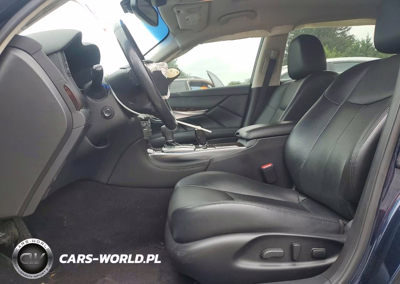 2019 Infiniti Q70L 3.7 Luxe VIN:JN1BY1PR9KM725011 - 7
