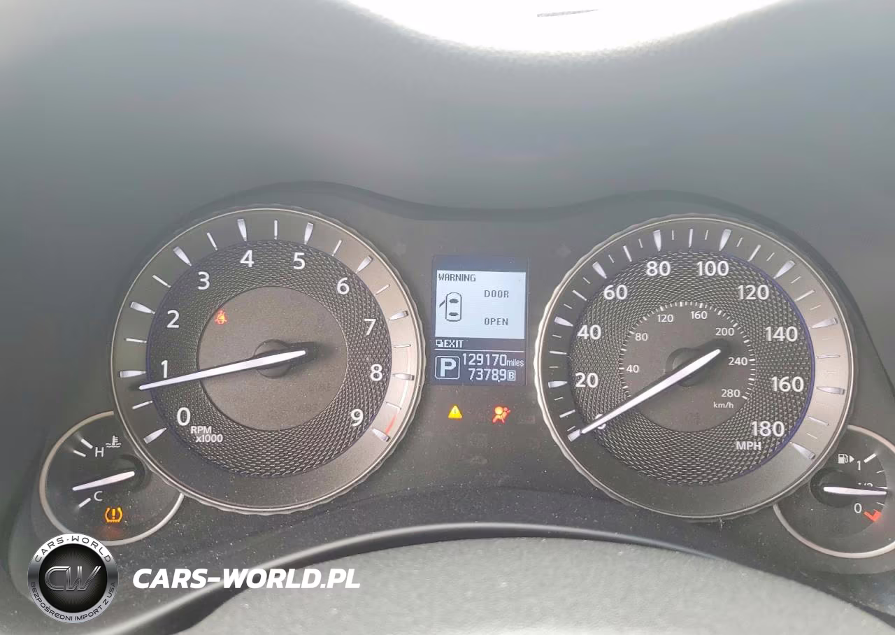 2019 Infiniti Q70L 3.7 Luxe VIN:JN1BY1PR9KM725011 - 9