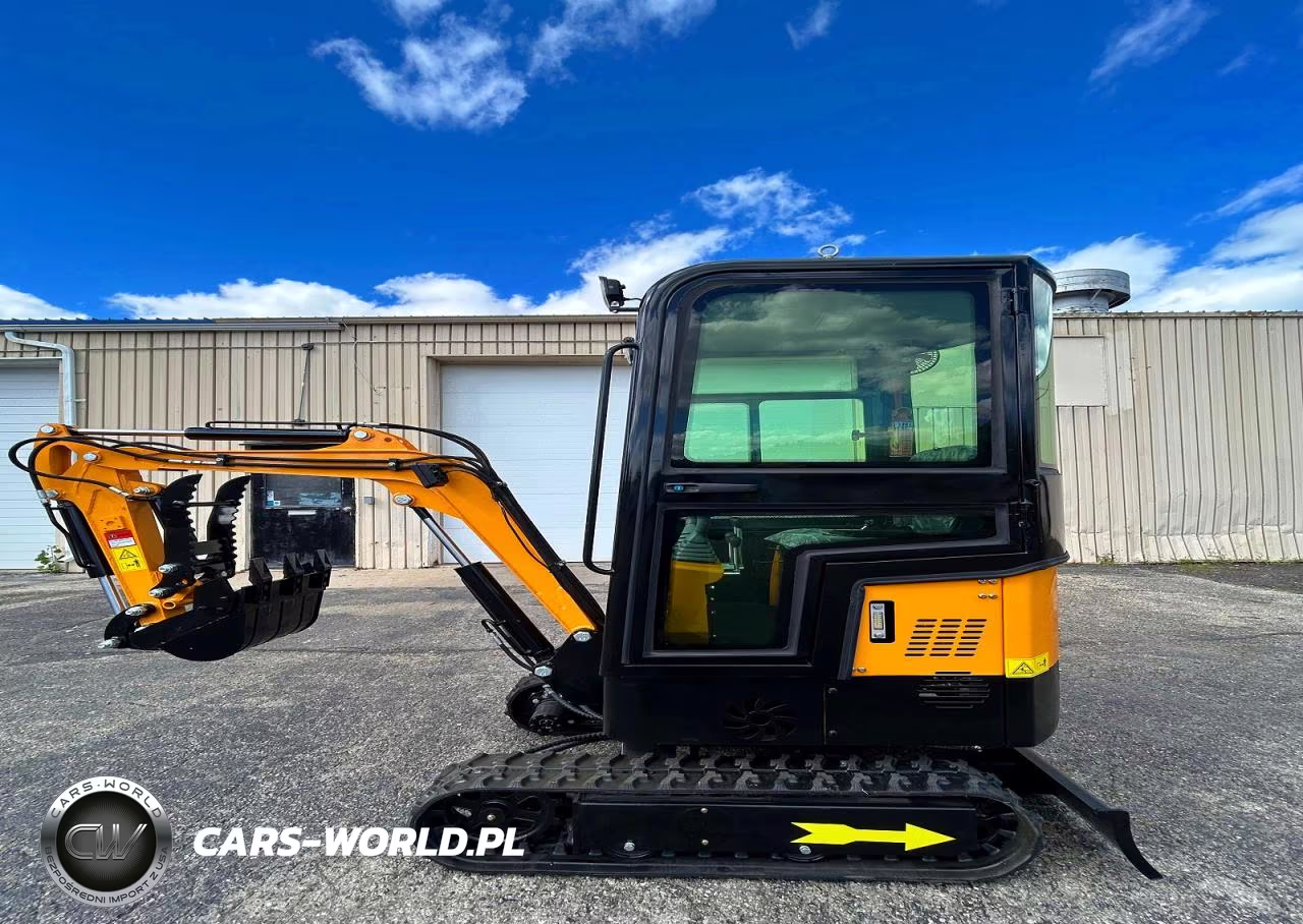 2025 OTHER HEAVY EQUIPMENT EXCAVATOR VIN:3811008 - 2