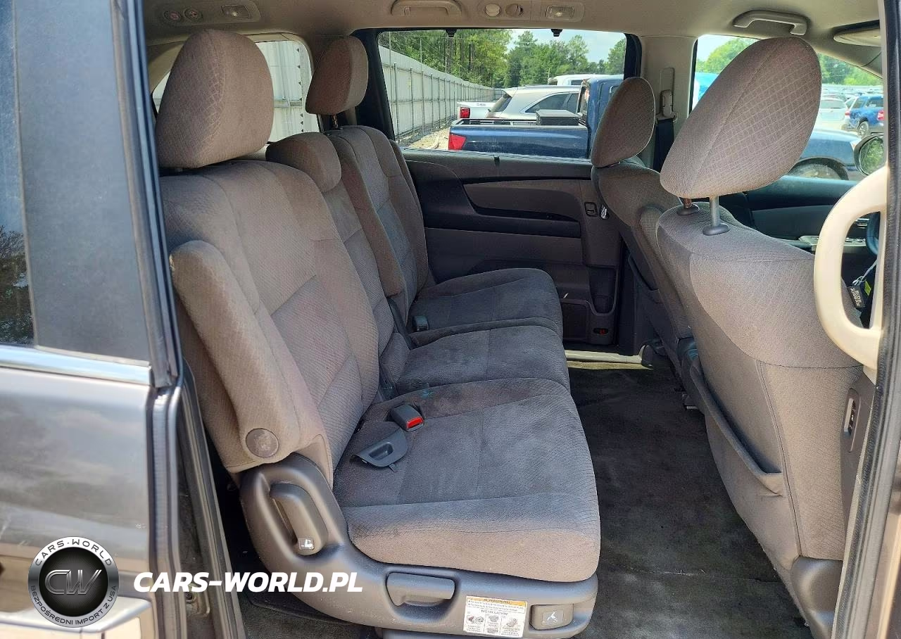2017 Honda Odyssey Se VIN:5FNRL5H39HB000411 - 11
