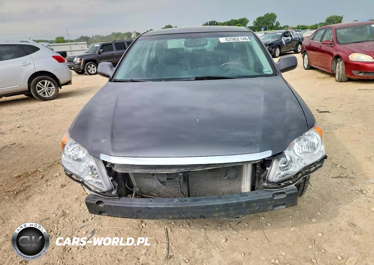 2010 Toyota Avalon Limited VIN:4T1BK3DB6AU369418 - 5