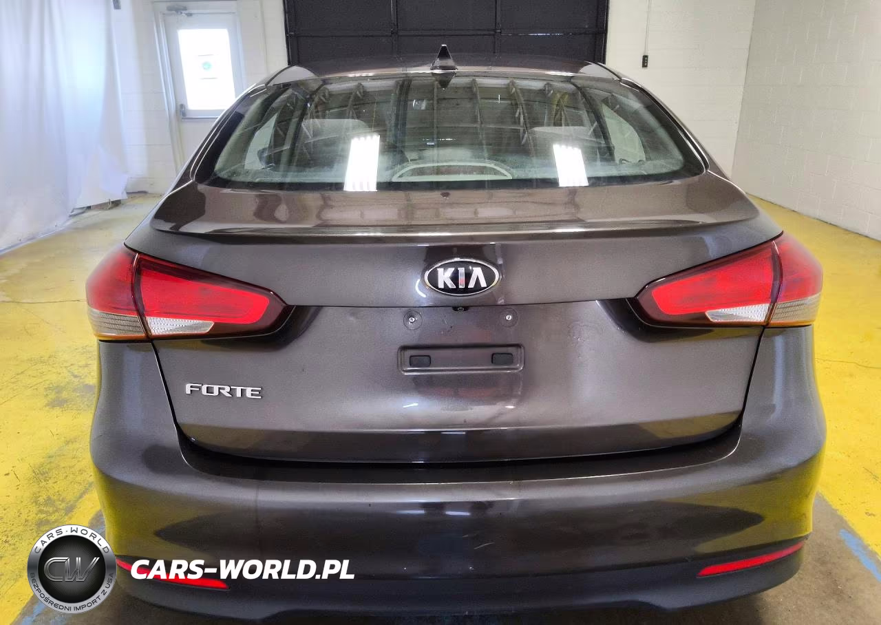 2018 Kia Forte Lx VIN:3KPFL4A79JE213798 - 6