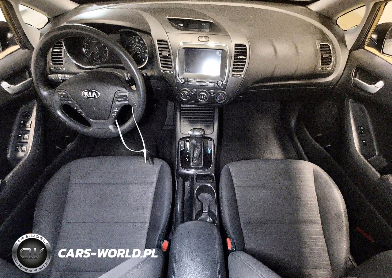 2018 Kia Forte Lx VIN:3KPFL4A79JE213798 - 8