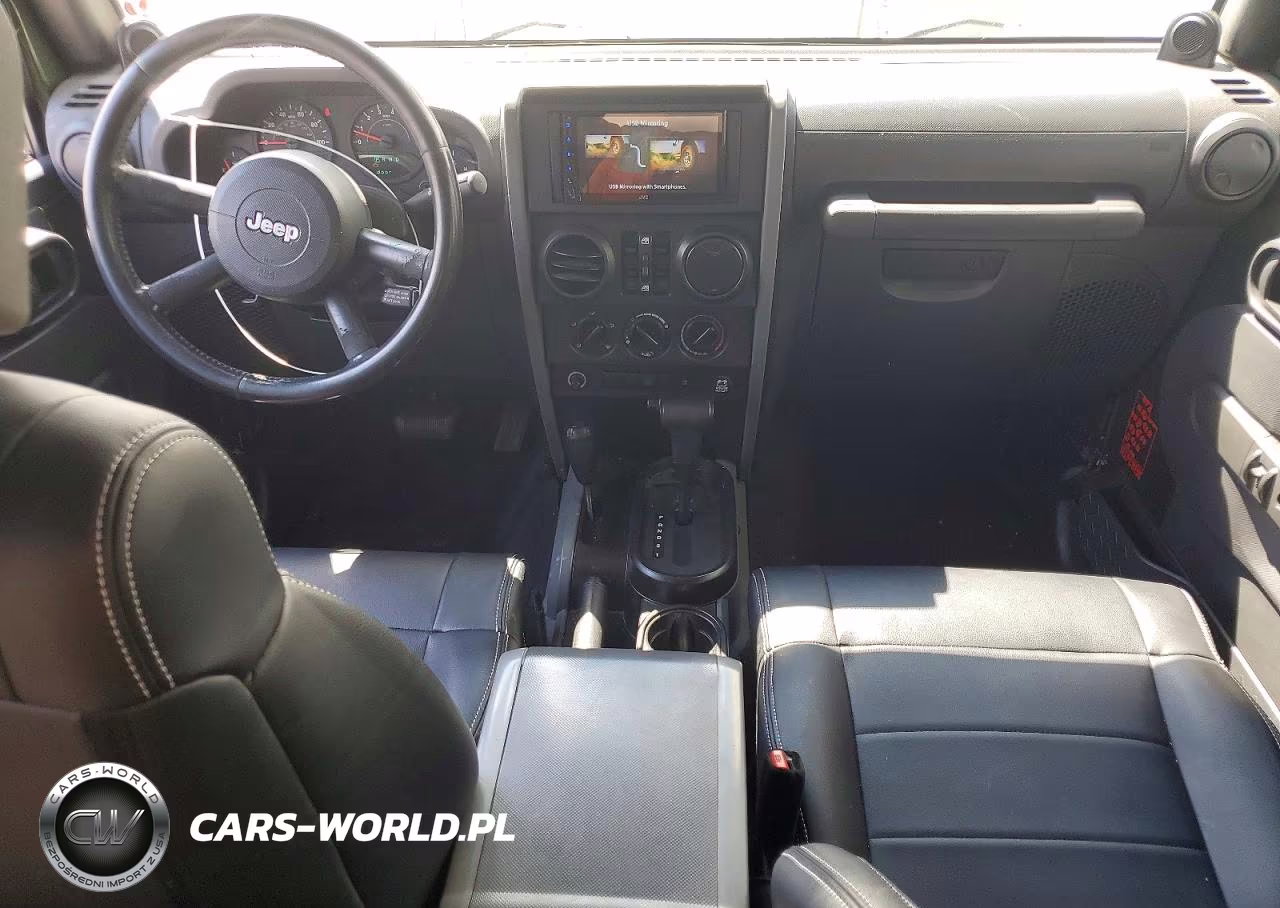 2008 Jeep Wrangler Unlimited X VIN:1J4GA39148L598915 - 8
