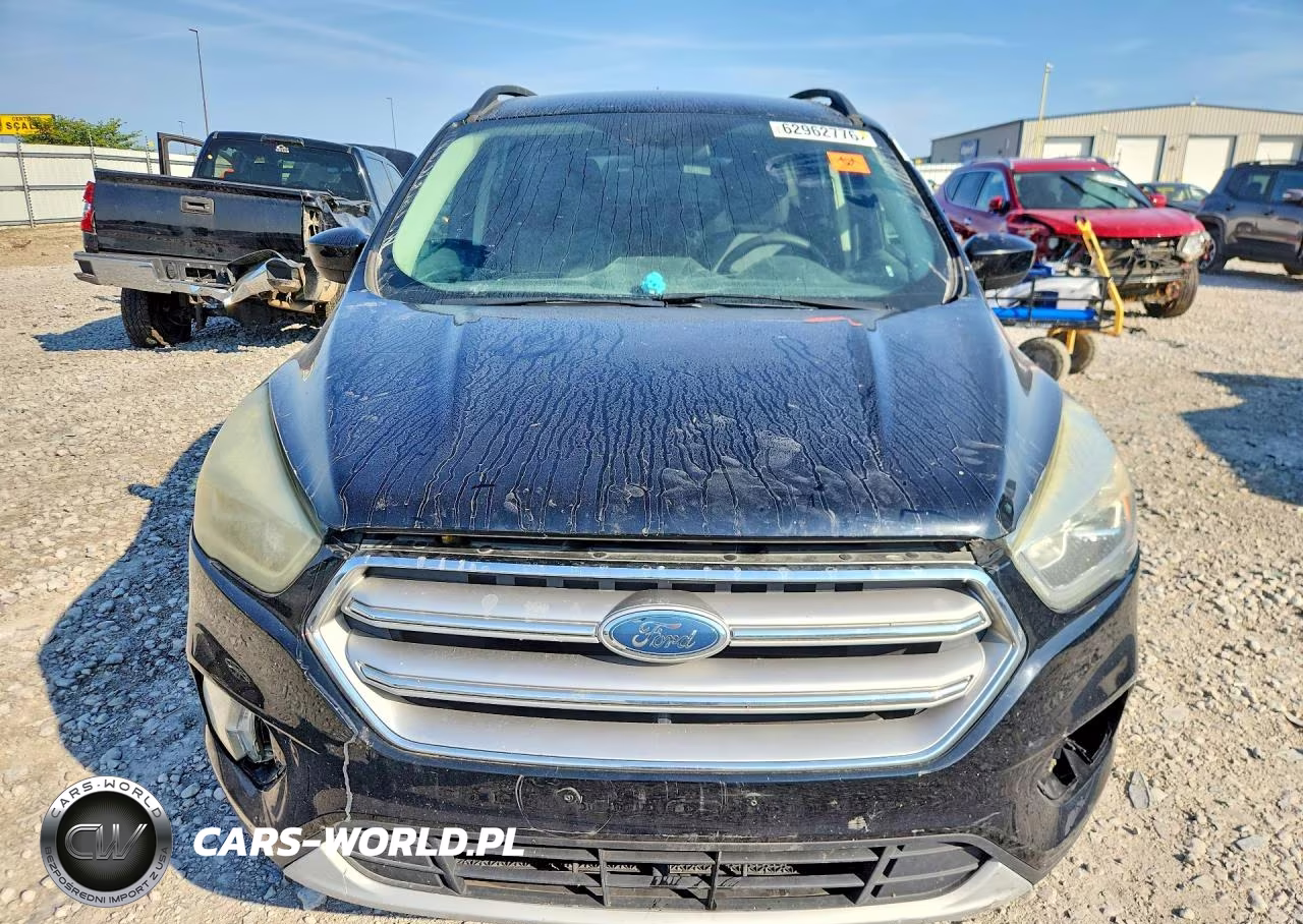 2017 Ford Escape Se VIN:1FMCU0GD4HUC98627 - 5