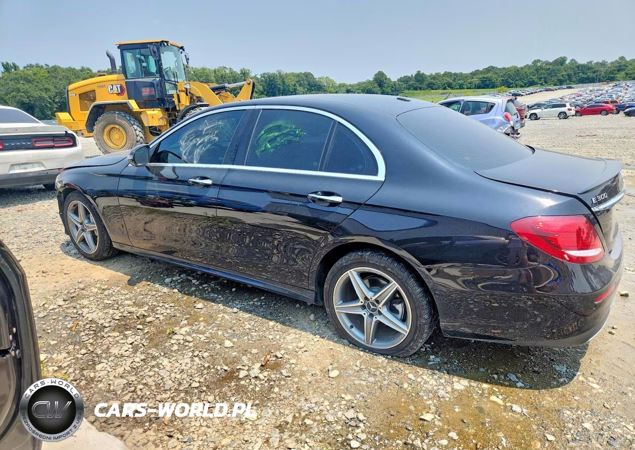2017 Mercedes-Benz E 300 VIN:WDDZF4JB3HA042560 - 2