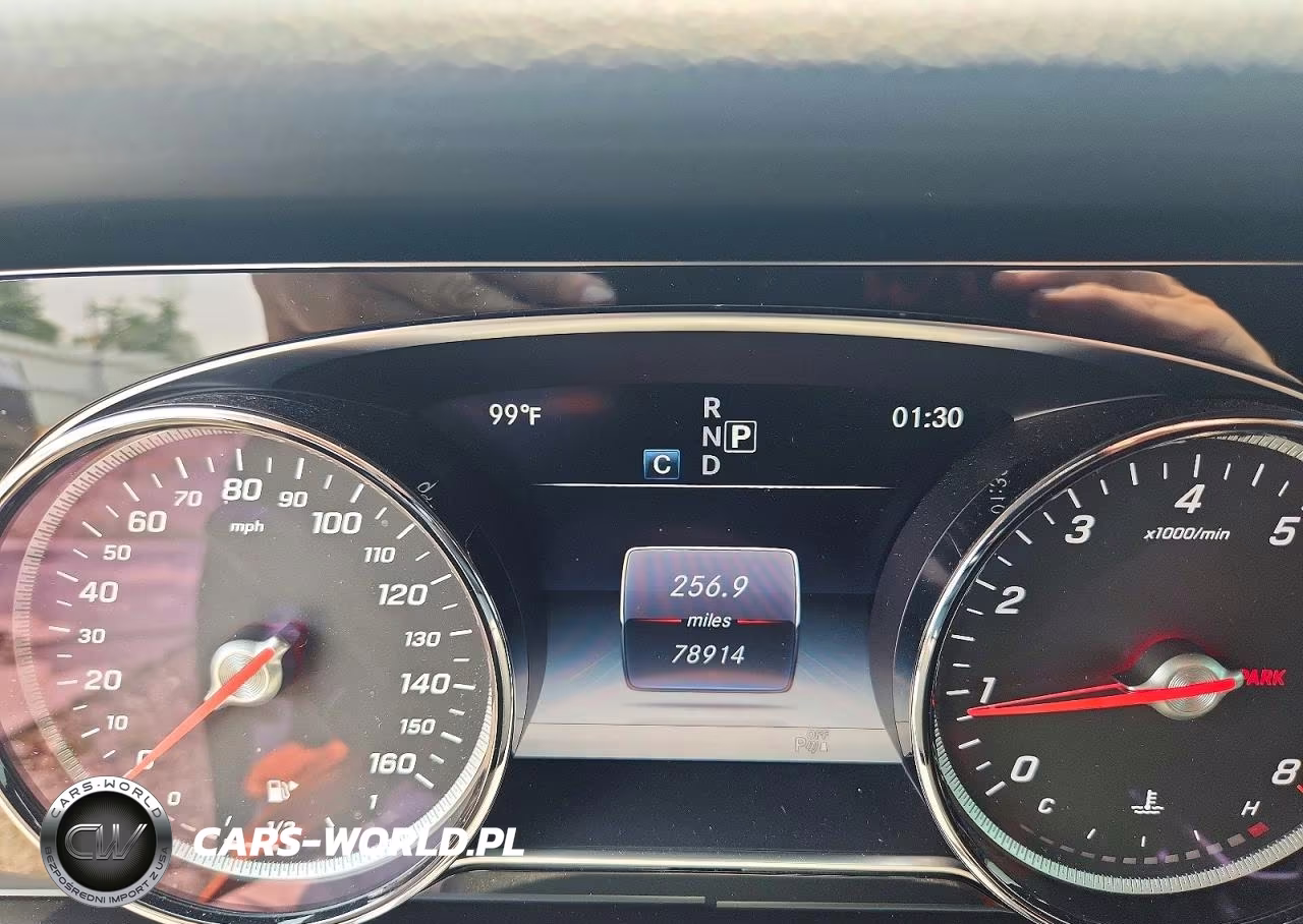 2017 Mercedes-Benz E 300 VIN:WDDZF4JB3HA042560 - 9
