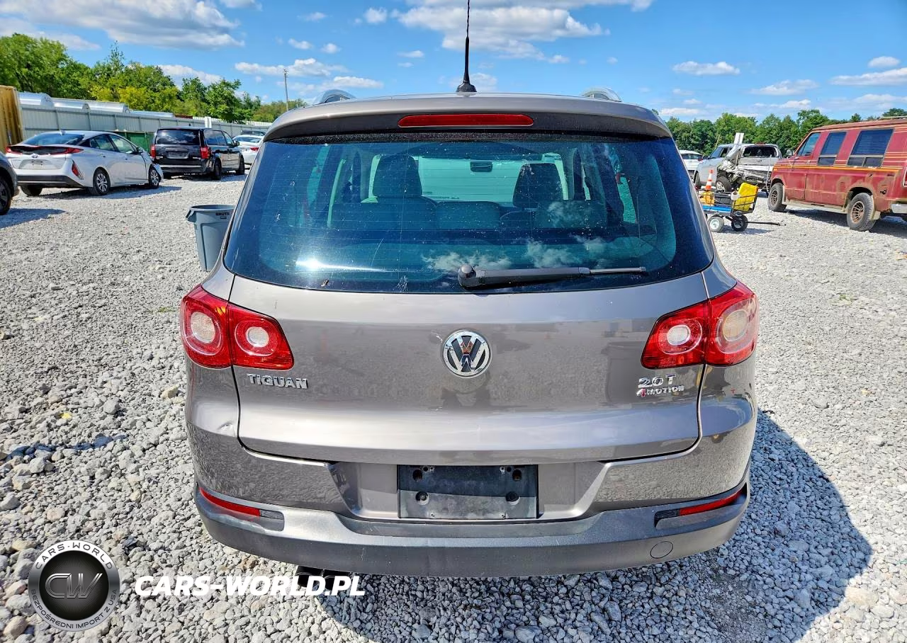 2011 Volkswagen Tiguan S VIN:WVGBV7AX3BW521563 - 6