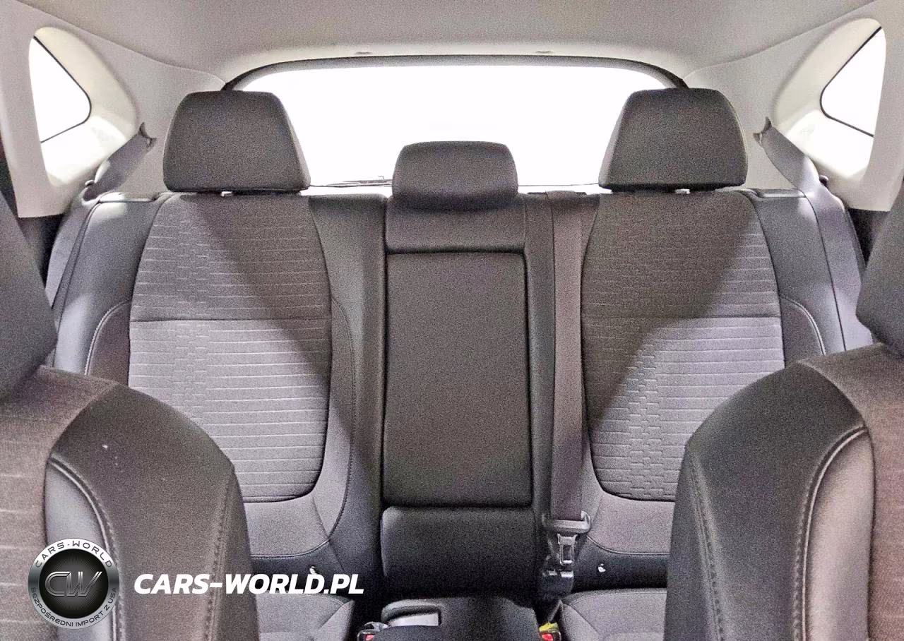 2021 Kia Seltos S VIN:KNDEUCAA3M7047751 - 10