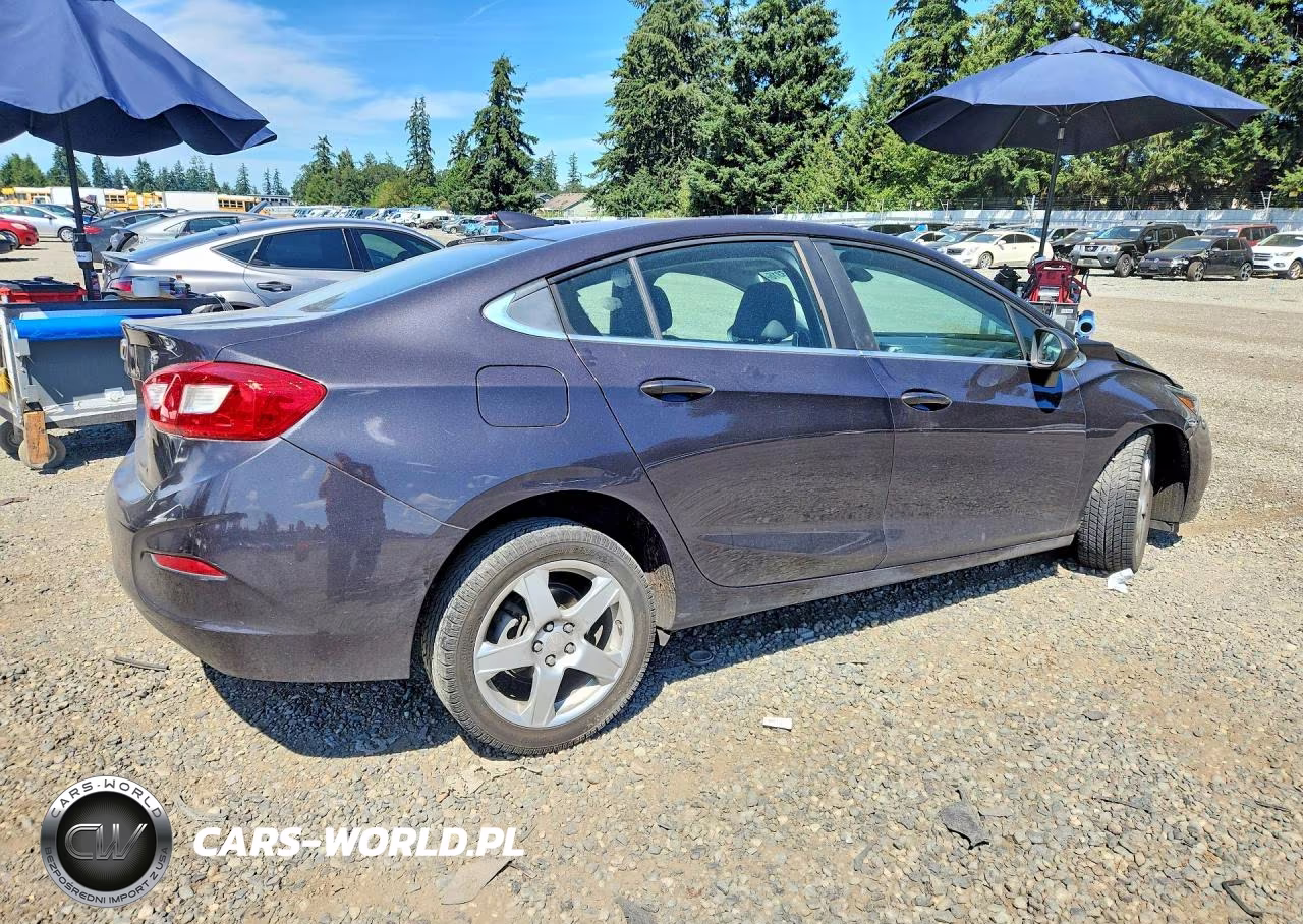 2016 Chevrolet Cruze Lt VIN:1G1BE5SM2G7275225 - 3