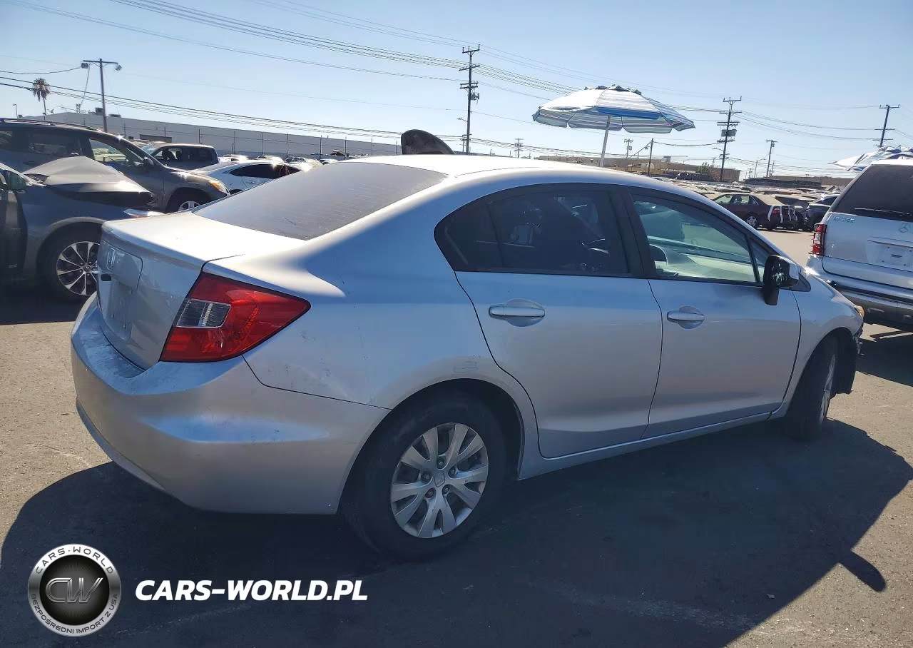 2012 Honda Civic Lx VIN:19XFB2F56CE008716 - 3
