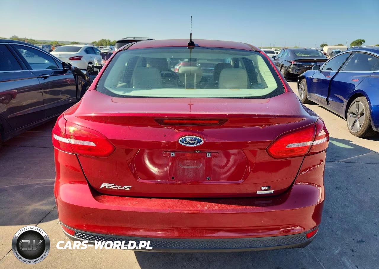 2016 Ford Focus Se VIN:1FADP3FE0GL225096 - 6