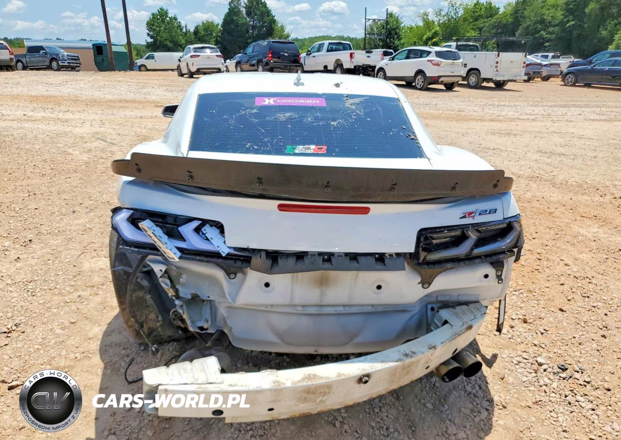 2015 Chevrolet Camaro Z28 VIN:2G1FZ1EE0F9700294 - 6