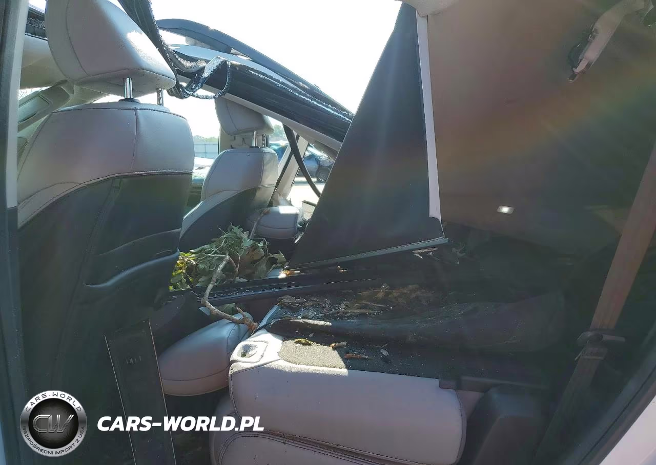 2025 Honda Pilot Touring VIN:5FNYG2H79SB039881 - 11