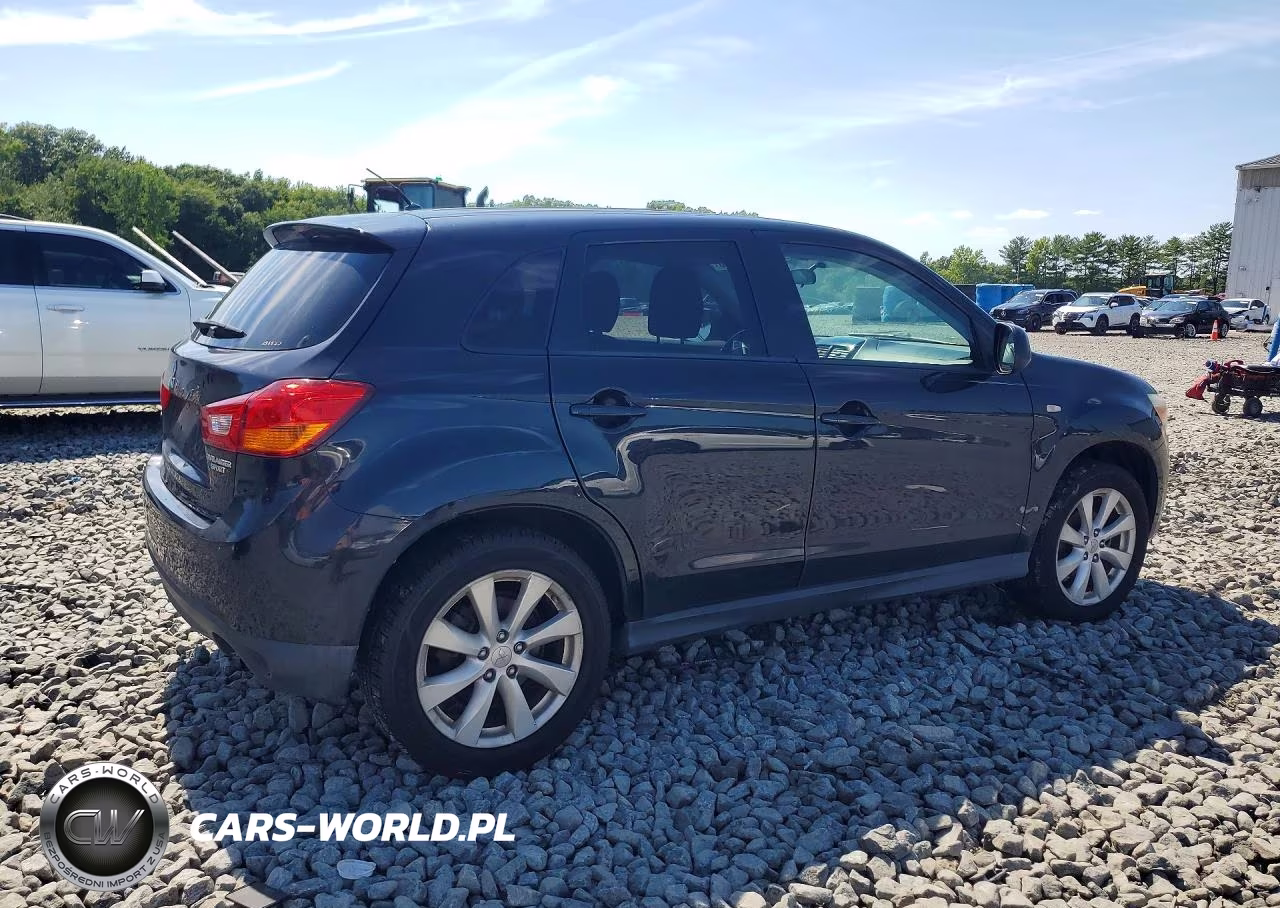 2013 Mitsubishi Outlander Sport Es VIN:4A4AR3AU4DE018600 - 3