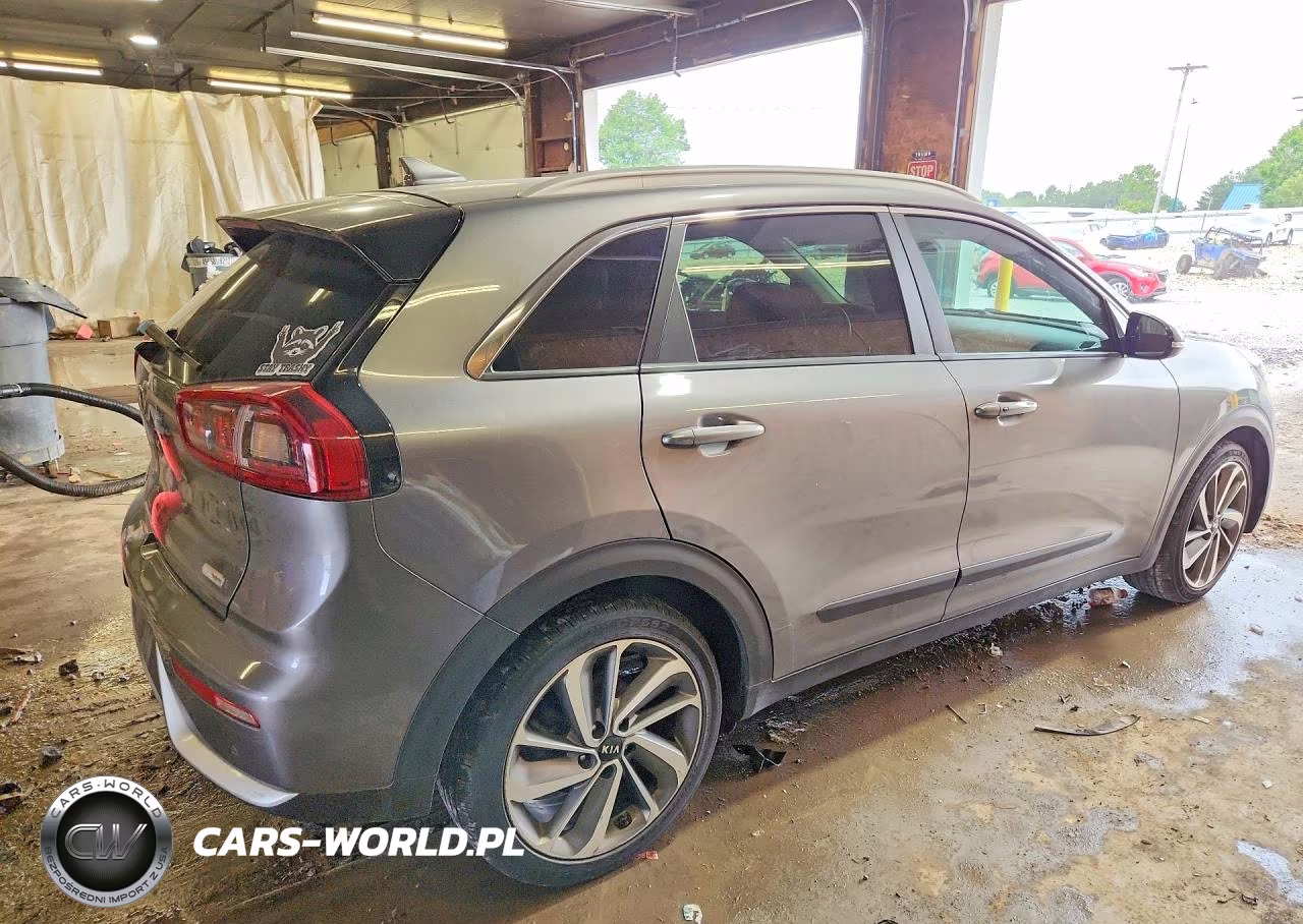 2017 Kia Niro Ex Touring VIN:KNDCE3LCXH5089743 - 3