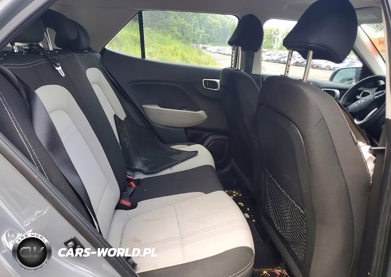 2020 Hyundai Venue Sel VIN:KMHRC8A37LU041188 - 11