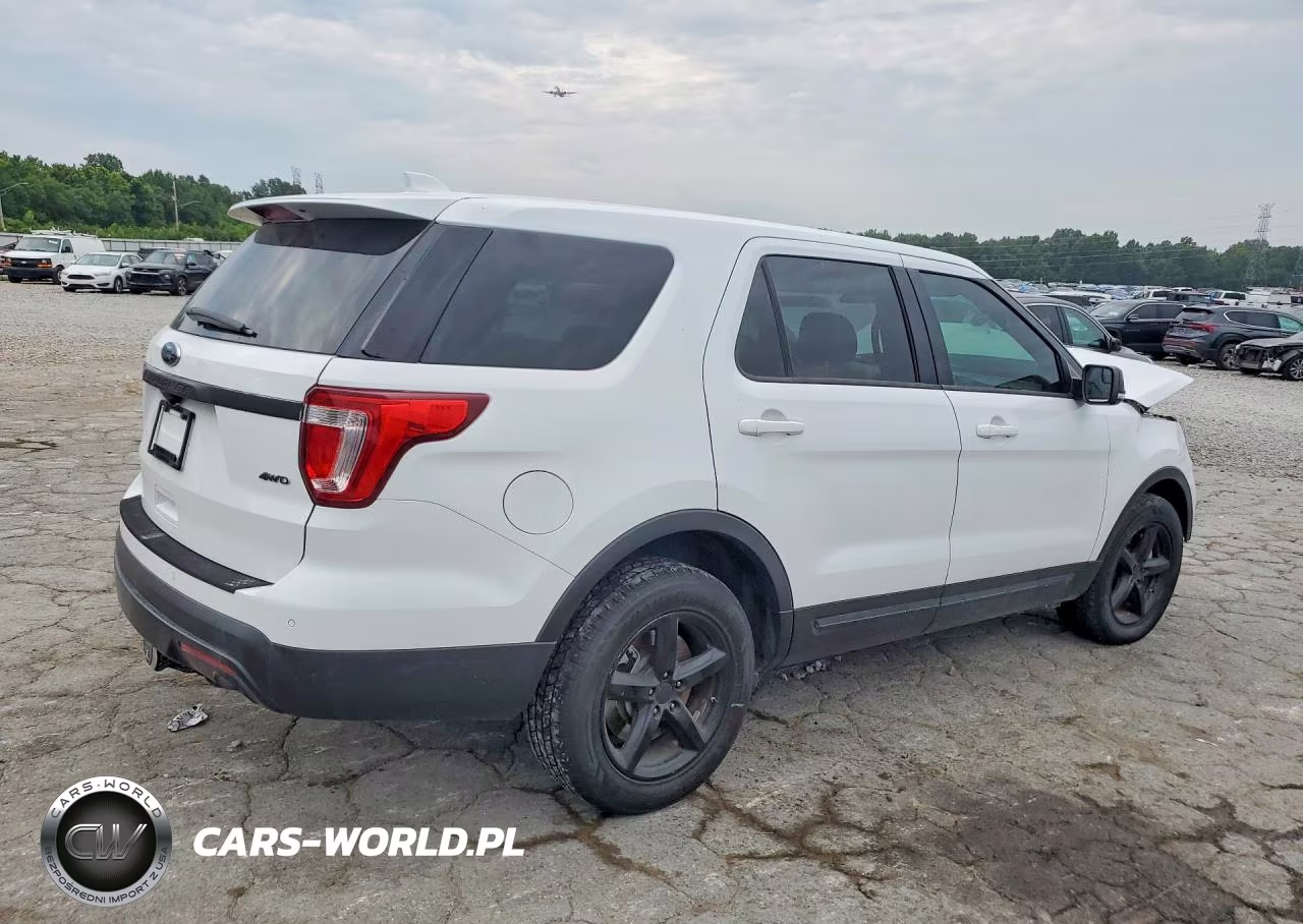 2017 Ford Explorer VIN:1FM5K8D83HGD35623 - 3