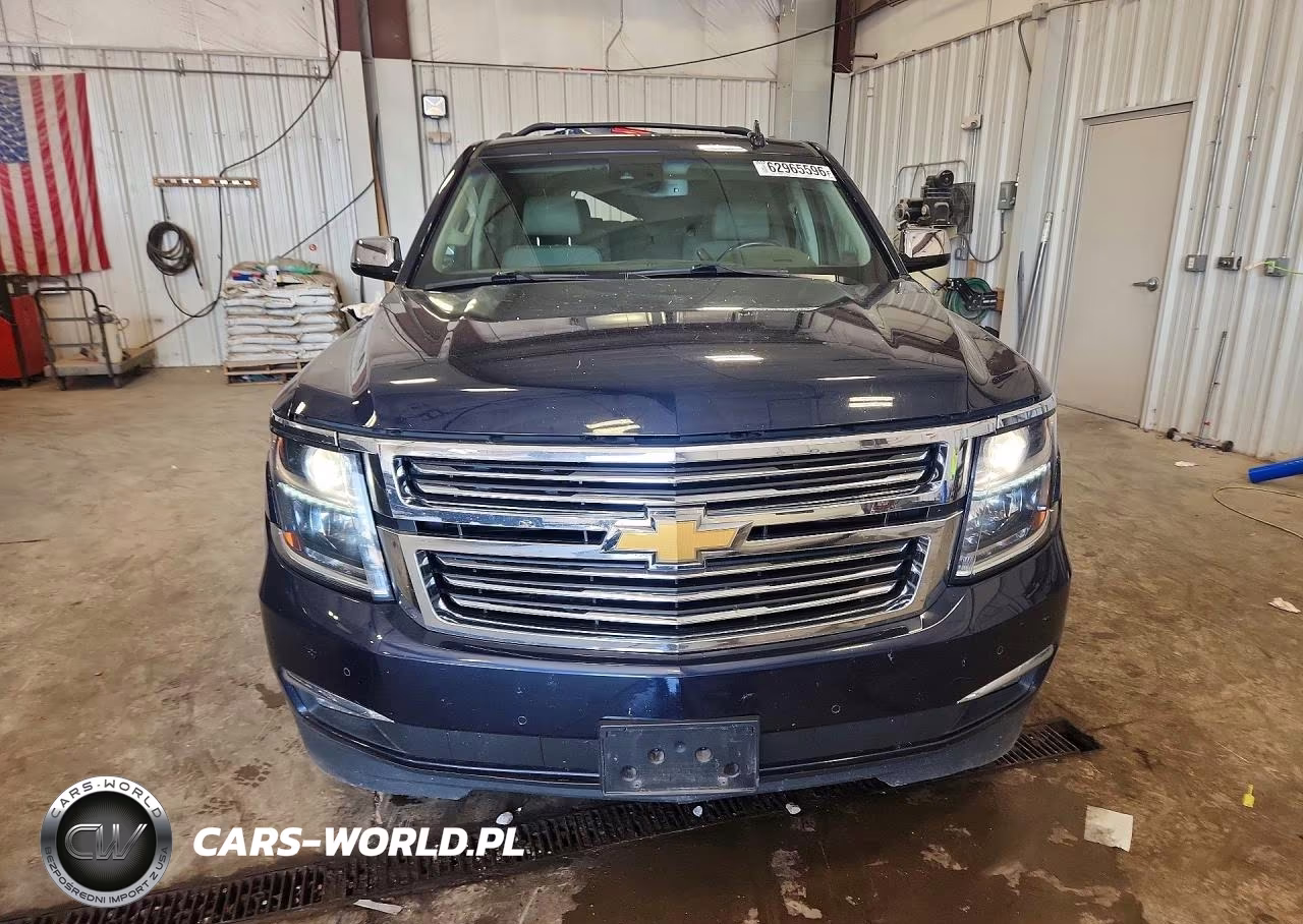 2017 Chevrolet Suburban K1500 Premier VIN:1GNSKJKC9HR227251 - 5