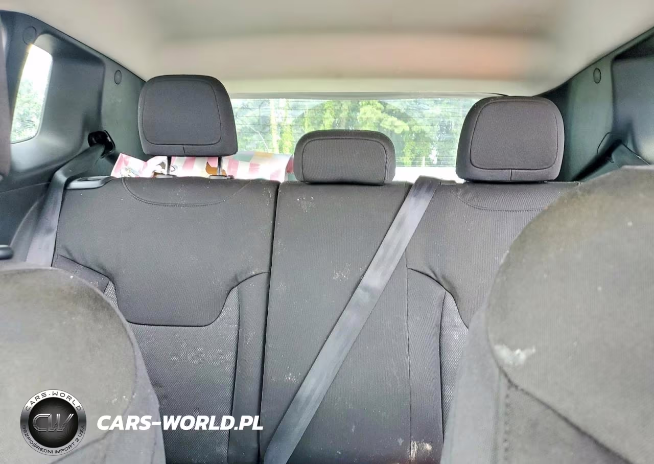 2016 Jeep Renegade Latitude VIN:ZACCJABT1GPC46194 - 10