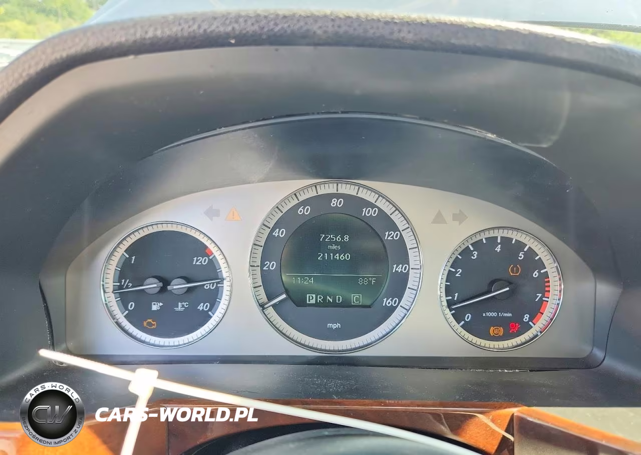 2010 Mercedes-Benz Glk 350 4Matic VIN:WDCGG8HB7AF446041 - 9
