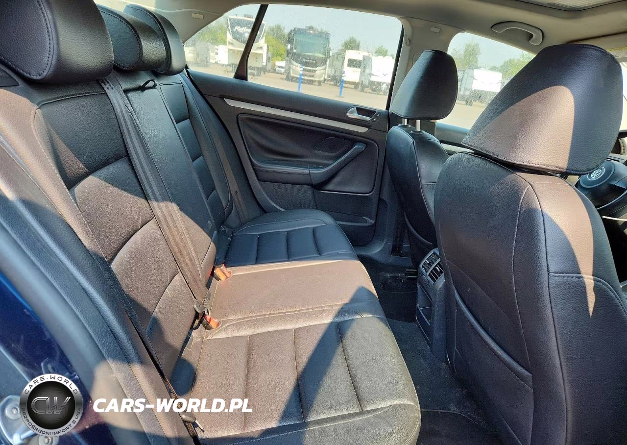 2010 Volkswagen Jetta Se VIN:3VWRZ7AJ2AM138874 - 10