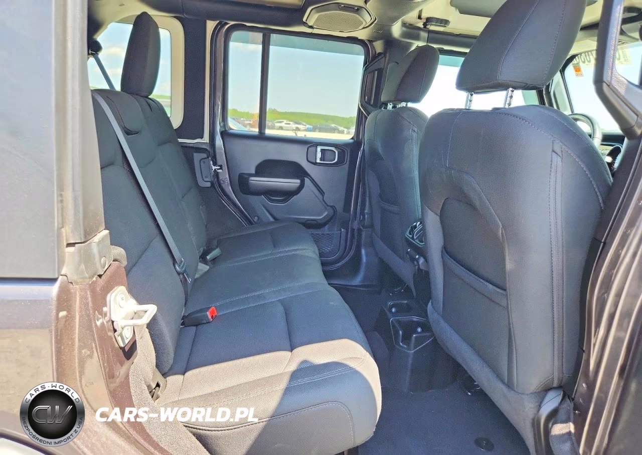 2020 Jeep Wrangler Unlimited Sport VIN:1C4HJXDGXLW128277 - 10