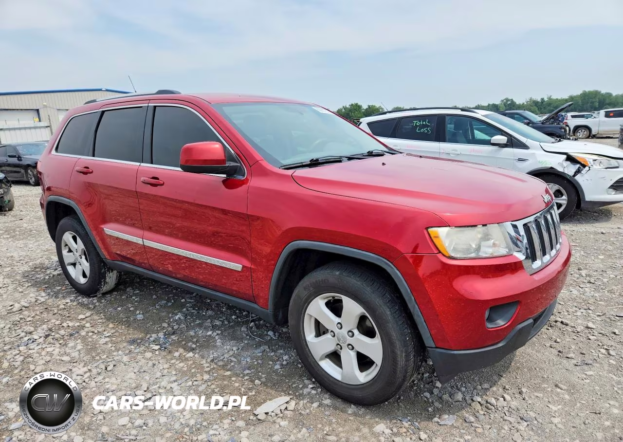 2011 Jeep Grand Cherokee Laredo VIN:1J4RR4GG3BC509602 - 4