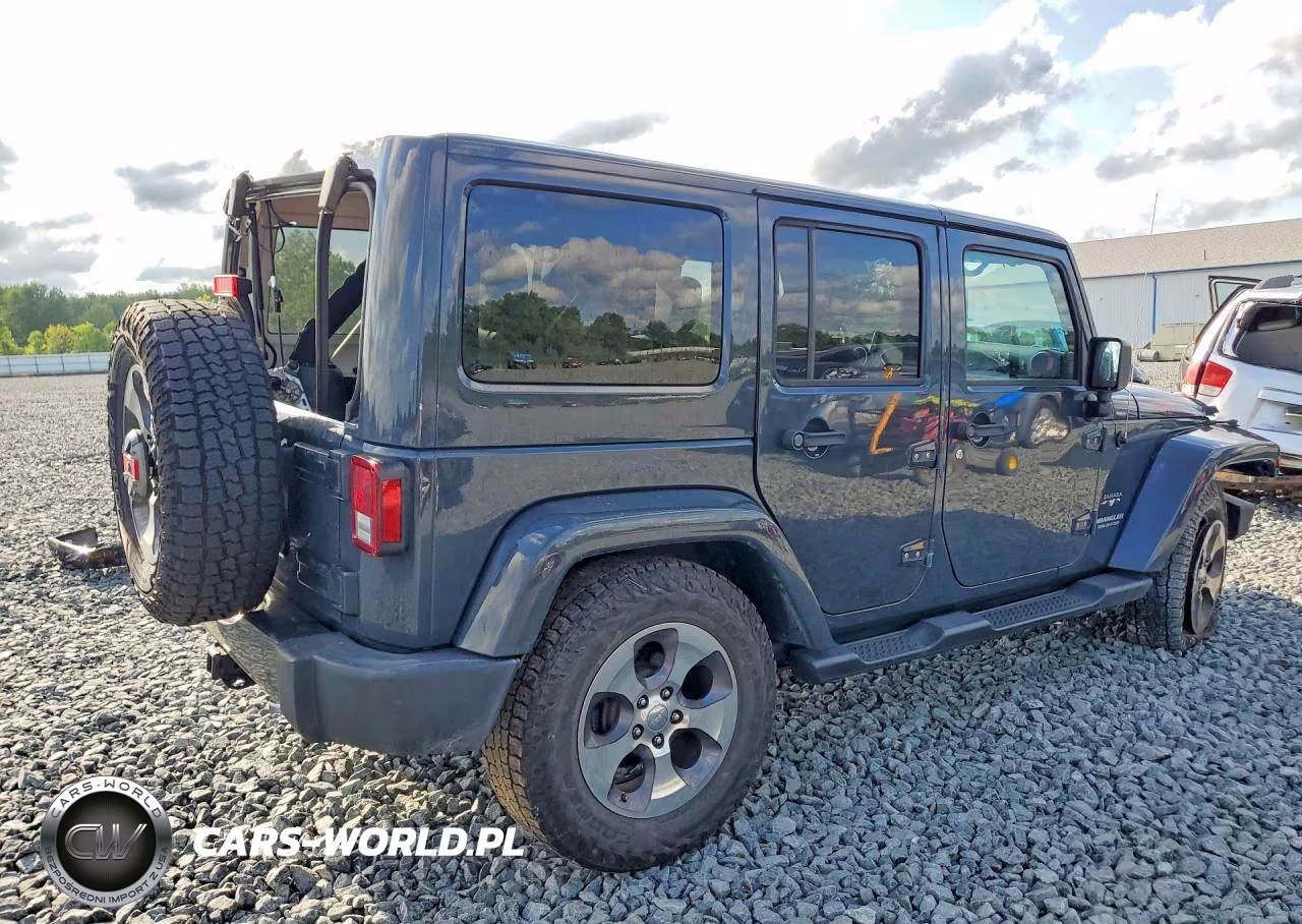 2017 Jeep Wrangler Unlimited Sahara VIN:1C4BJWEGXHL537127 - 3
