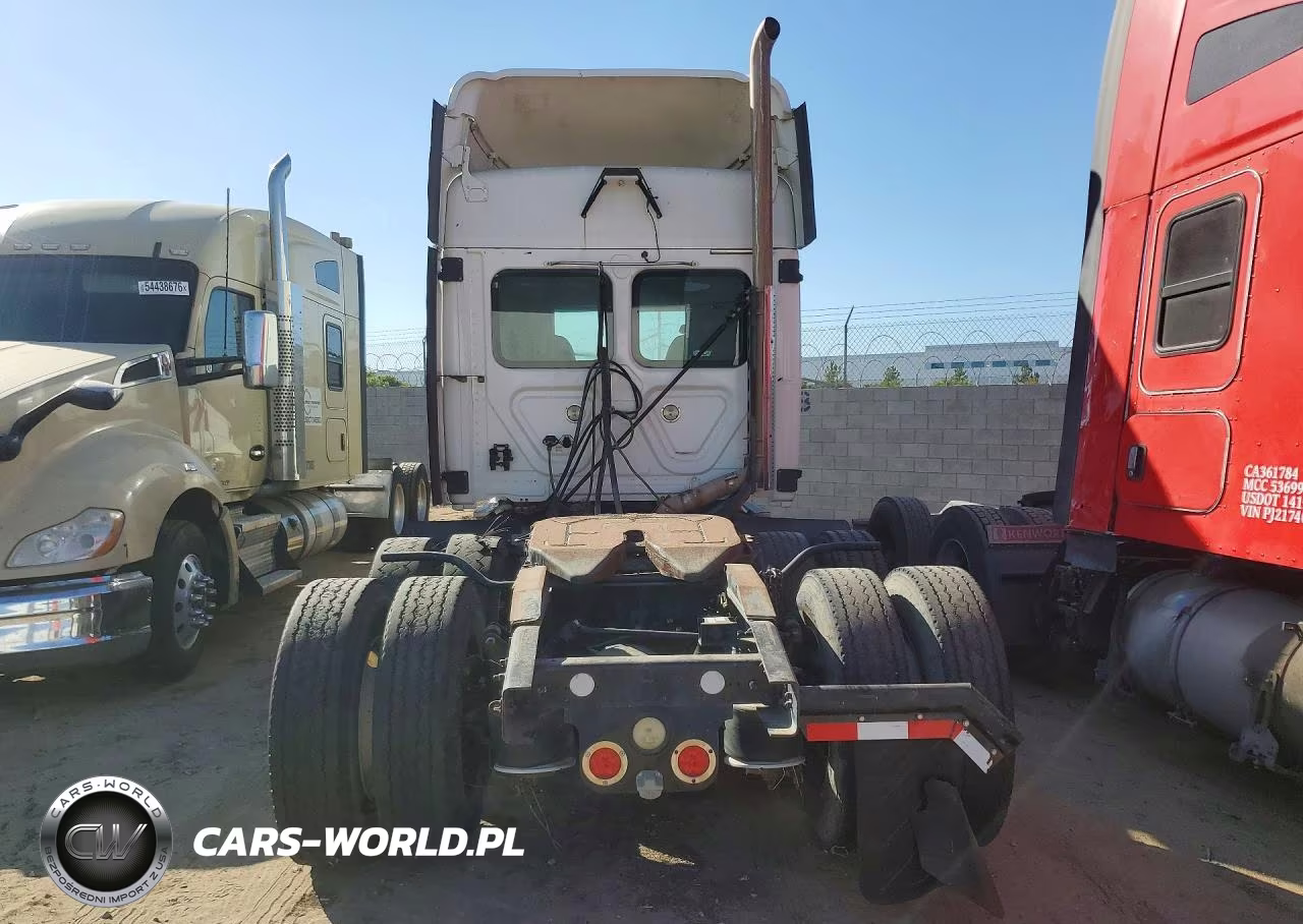 2011 Freightliner Cascadia VIN:1FUJGLDR3BSBD7281 - 6