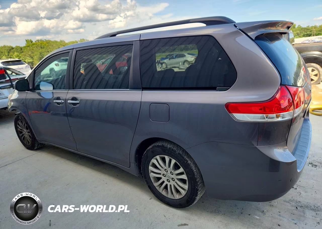 2014 Toyota Sienna Xle 8-Passenger VIN:5TDYK3DC8ES510474 - 2