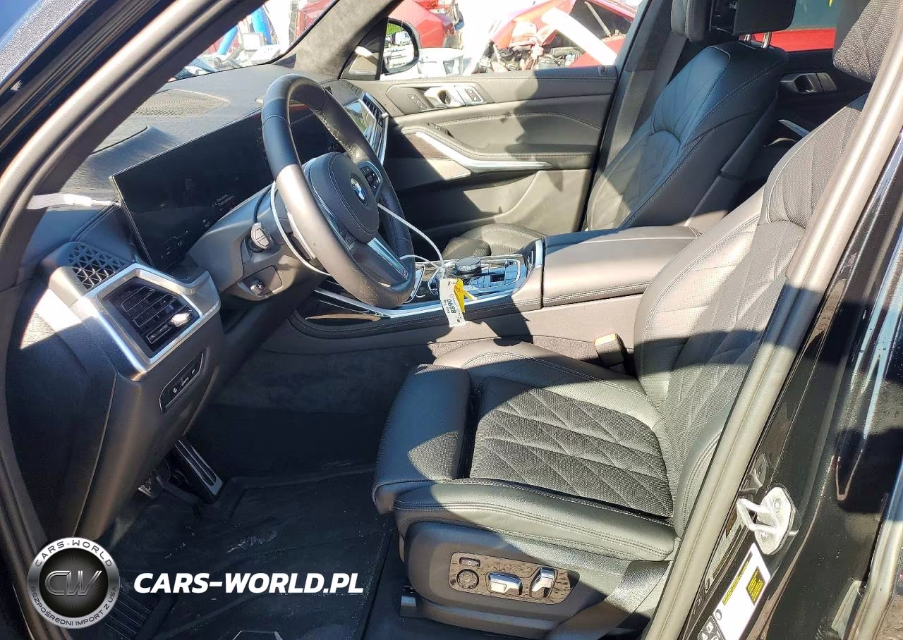 2026 BMW X7 xDrive40I VIN:5UX23EM00T9152754 - 7