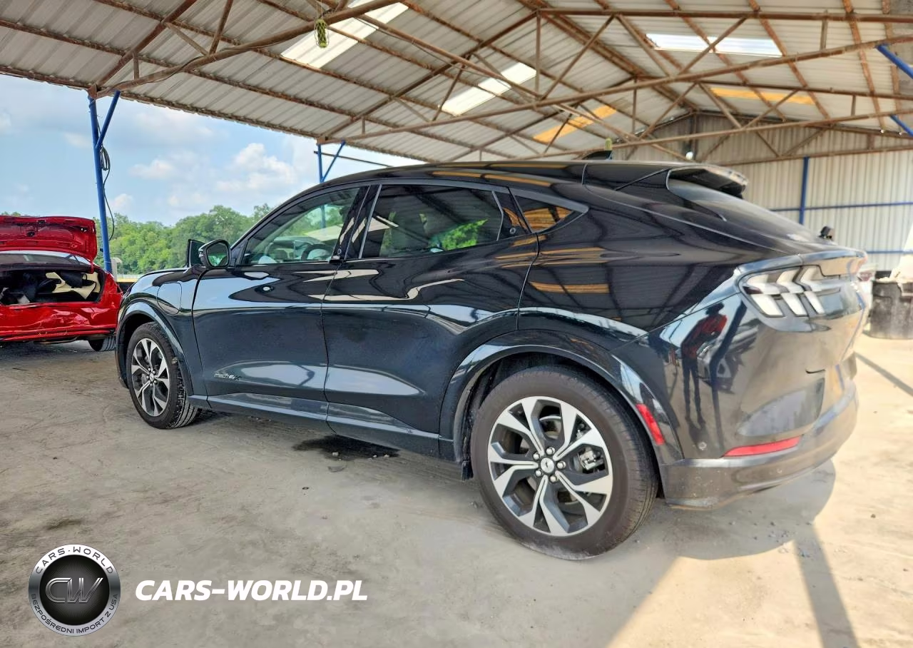 2023 Ford Mustang Mach-E Premium VIN:3FMTK3SU7PMA36909 - 2