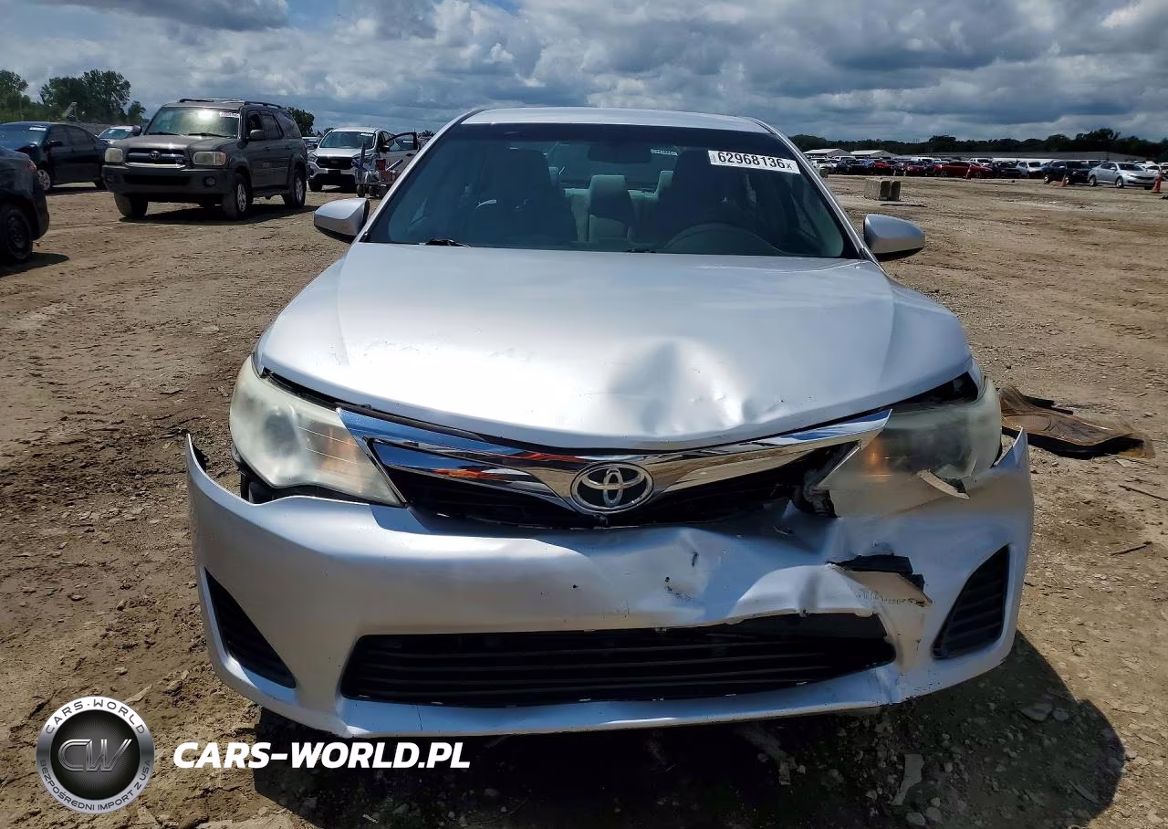 2014 Toyota Camry Le VIN:4T4BF1FKXER338271 - 5