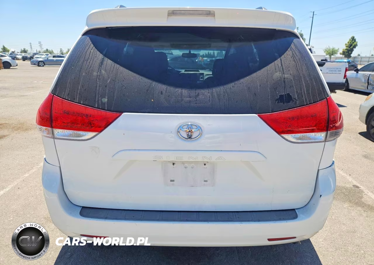 2014 Toyota Sienna Le VIN:5TDKK3DC2ES500285 - 6