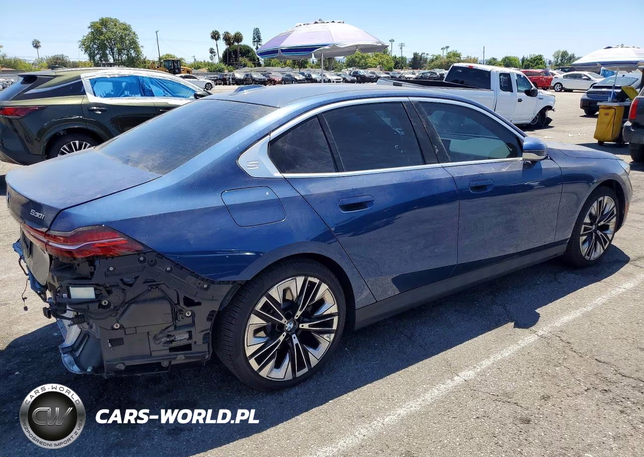 2024 BMW 530 Xi VIN:WBA53FJ09RCS85076 - 3