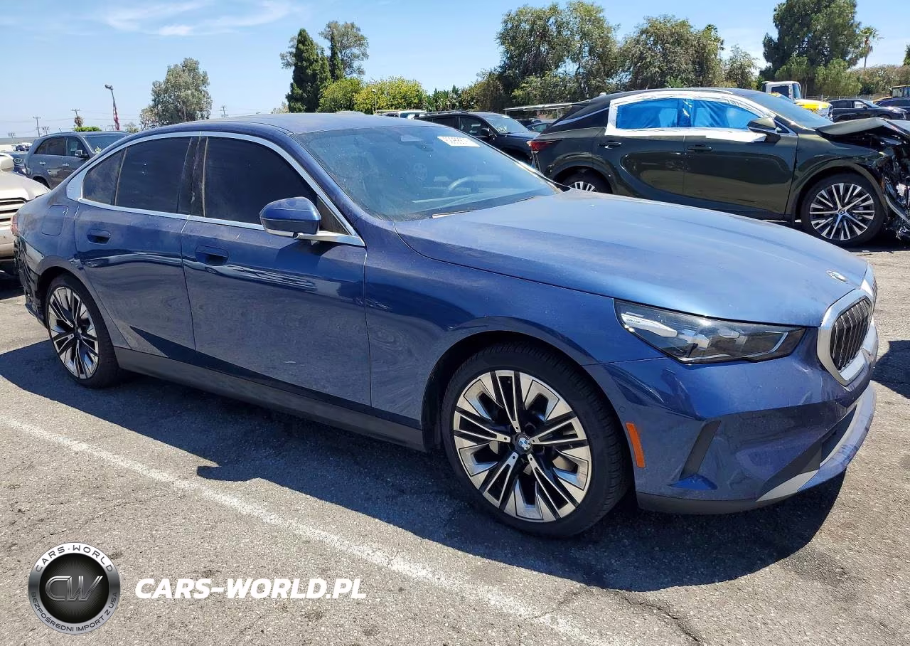 2024 BMW 530 Xi VIN:WBA53FJ09RCS85076 - 4