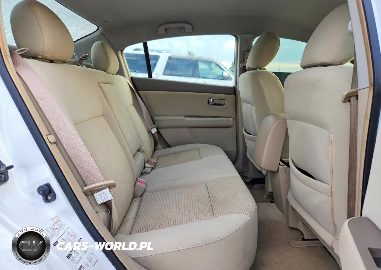 2010 Nissan Sentra 2.0 VIN:3N1AB6AP4AL621407 - 10