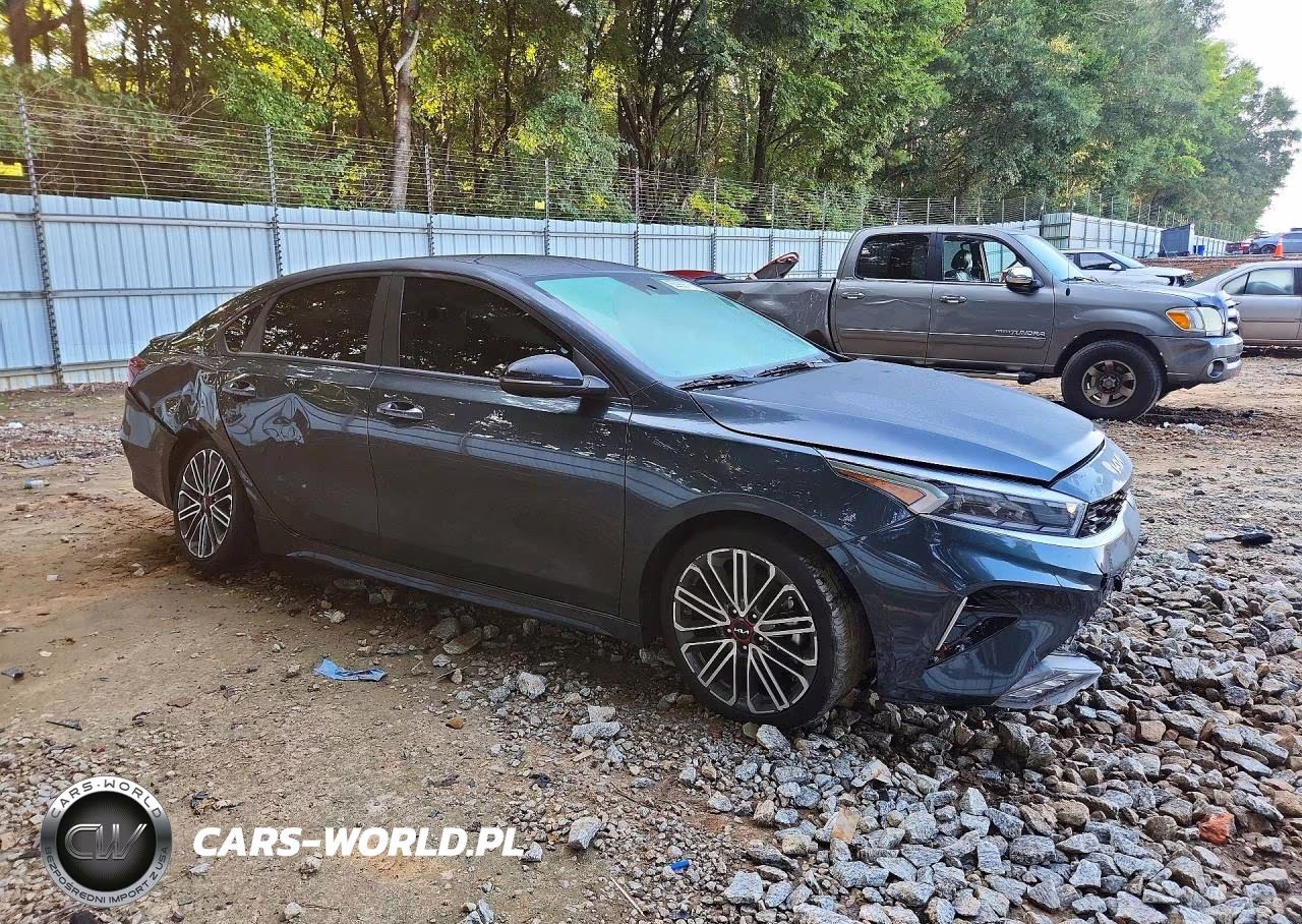 2023 Kia Forte Gt VIN:3KPF44AC4PE653091 - 4