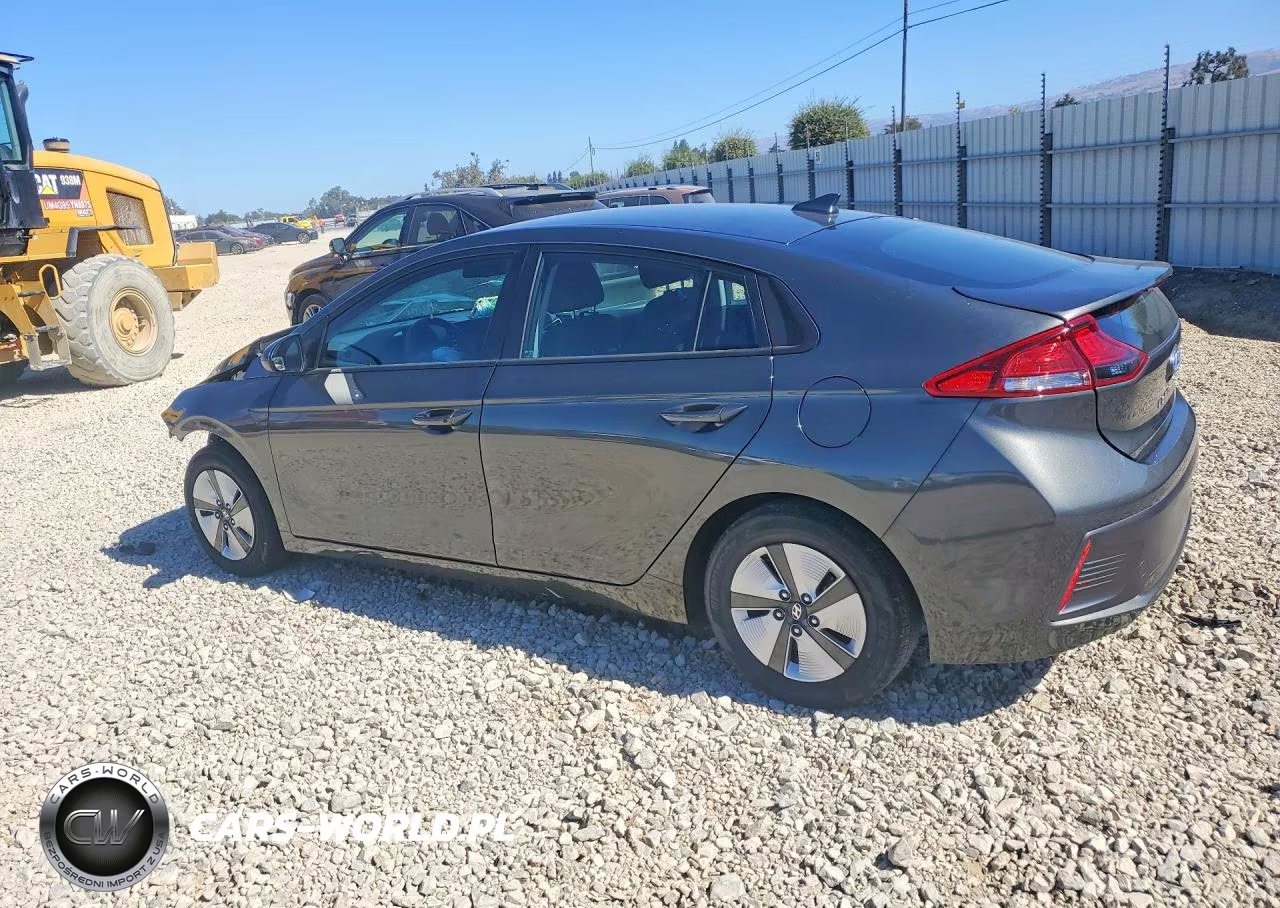 2022 Hyundai Ioniq Blue VIN:KMHC65LC0NU276186 - 2