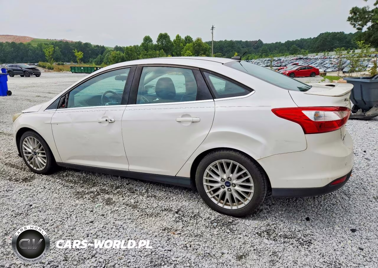 2014 Ford Focus Titanium VIN:1FADP3J25EL297907 - 2