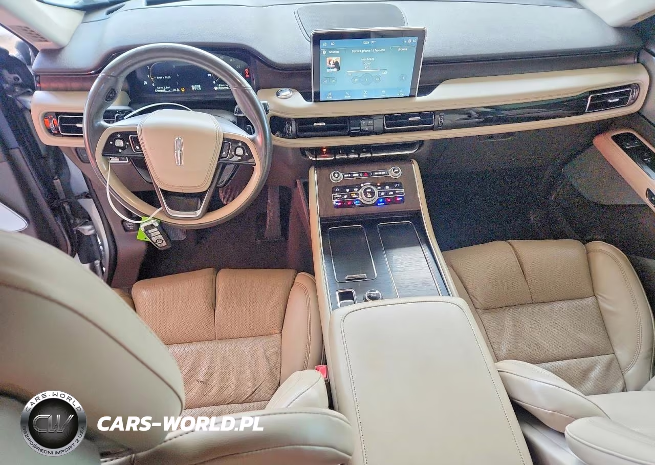 2020 Lincoln Aviator Reserve VIN:5LM5J7WCXLGL23845 - 8