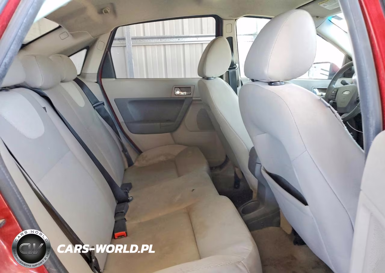 2009 Ford Focus Ses VIN:1FAHP36N99W210647 - 10