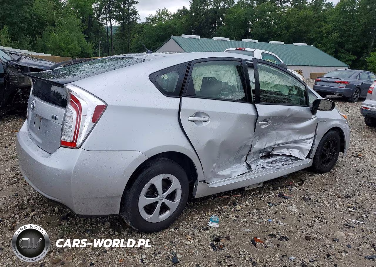 2014 Toyota Prius One VIN:JTDKN3DU6E0358851 - 3