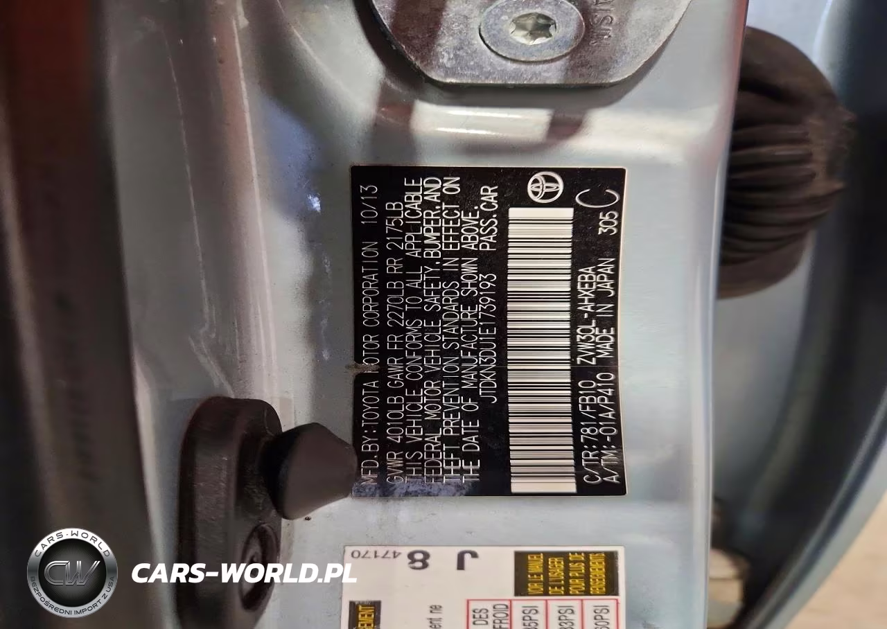2014 Toyota Prius Two VIN:JTDKN3DU1E1739193 - 13