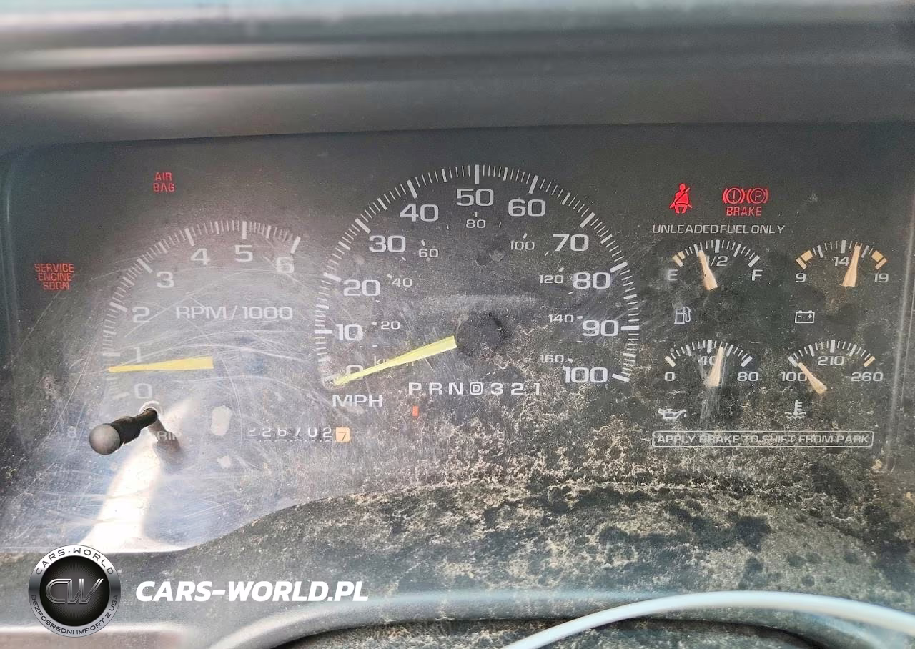 1997 Chevrolet Tahoe K1500 VIN:1GNEK13RXVJ314652 - 9