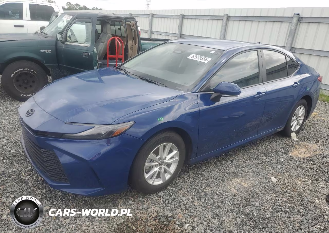 2025 Toyota Camry Le