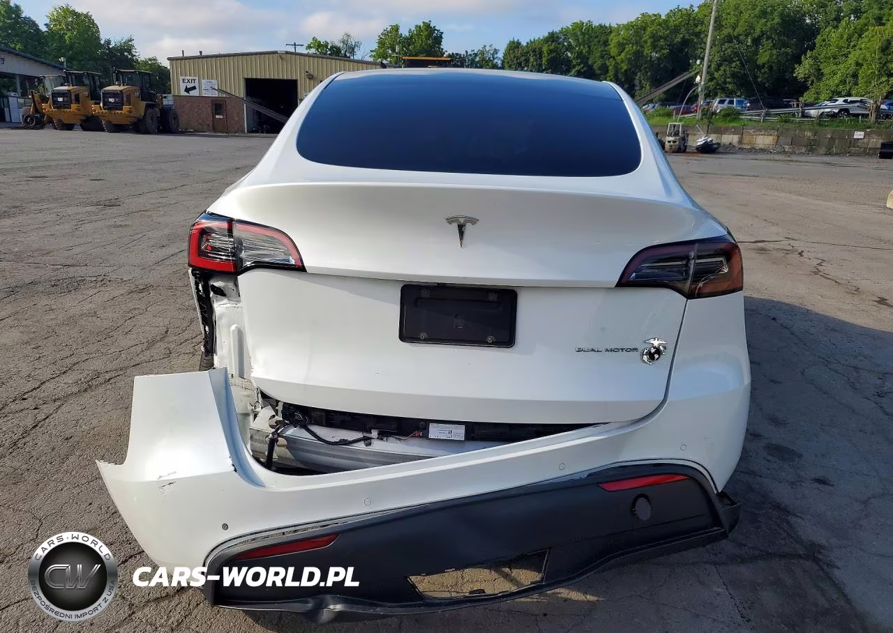 2021 Tesla Model Y VIN:5YJYGDEE3MF265111 - 6