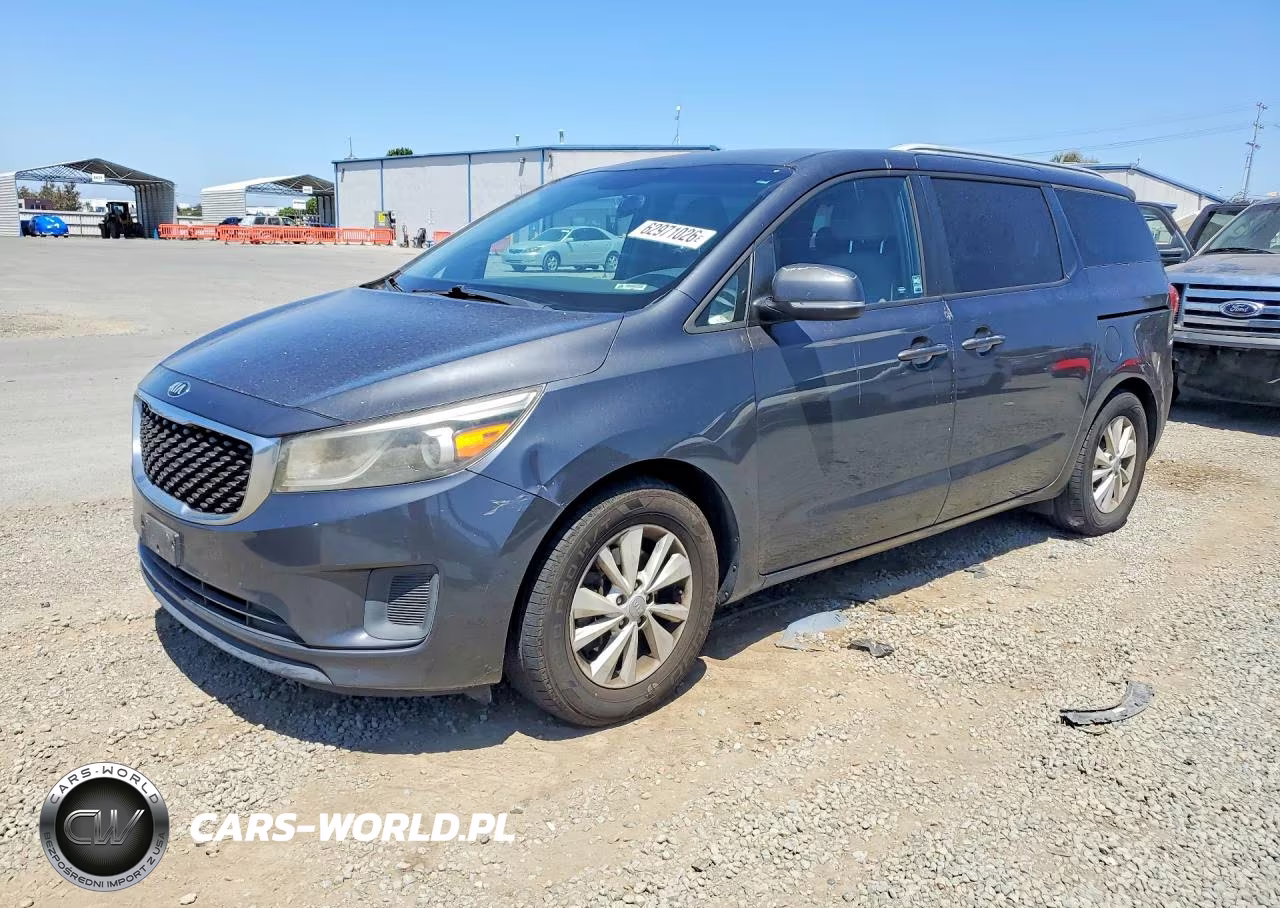2015 Kia Sedona Lx